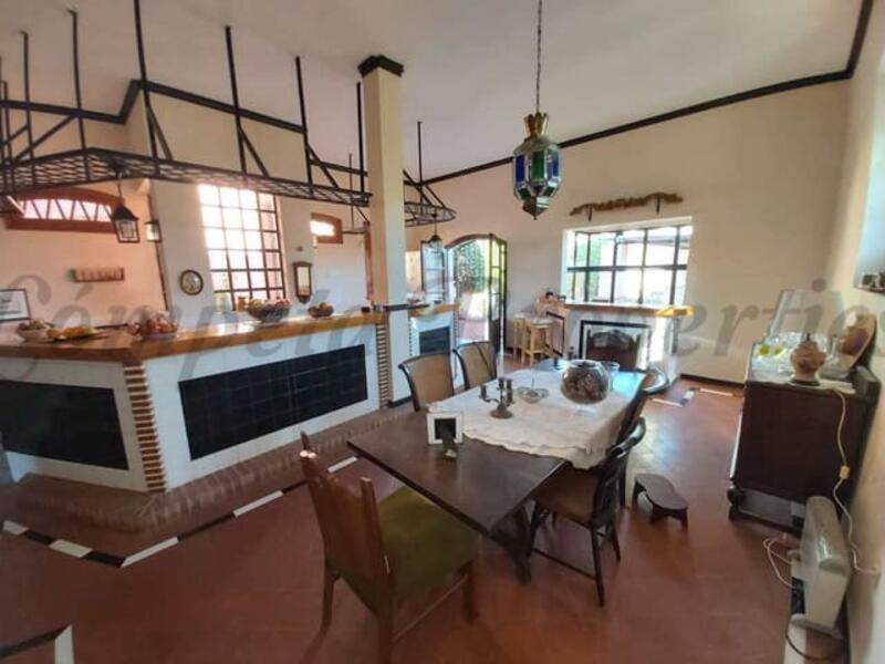 4 slaapkamer Villa Te koop