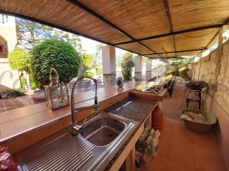 4 slaapkamer Villa Te koop