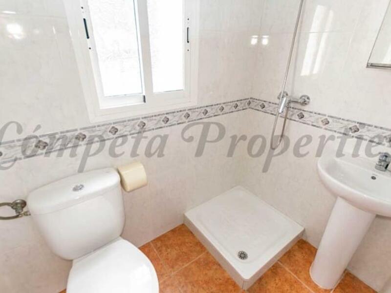 3 bedroom Townhouse for sale