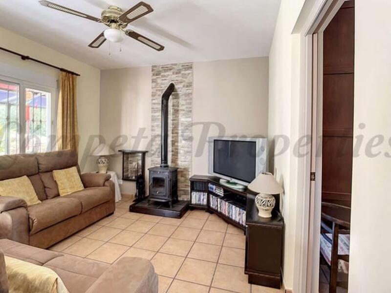 4 bedroom Country House for sale
