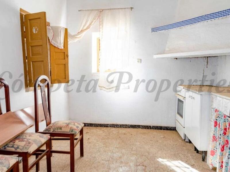 5 slaapkamer Gezinswoning Te koop