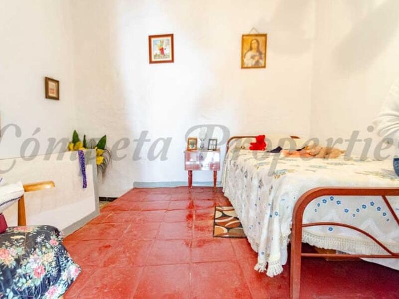 3 bedroom Townhouse for sale