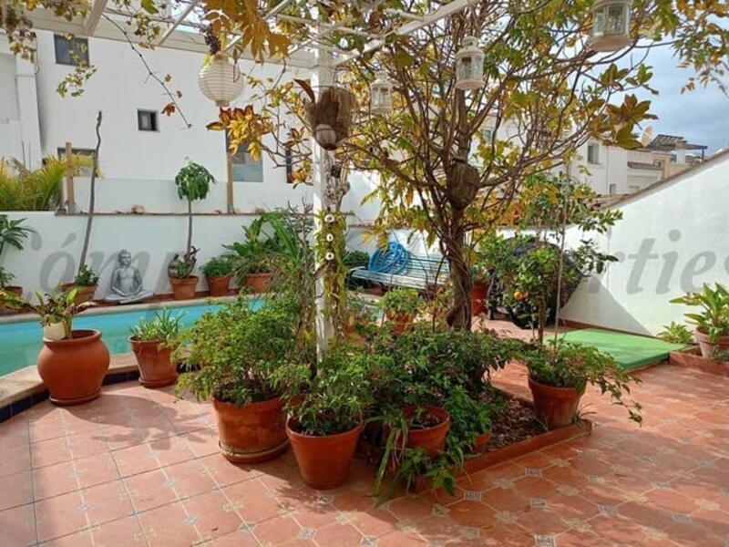4 Schlafzimmer Stadthaus zu verkaufen