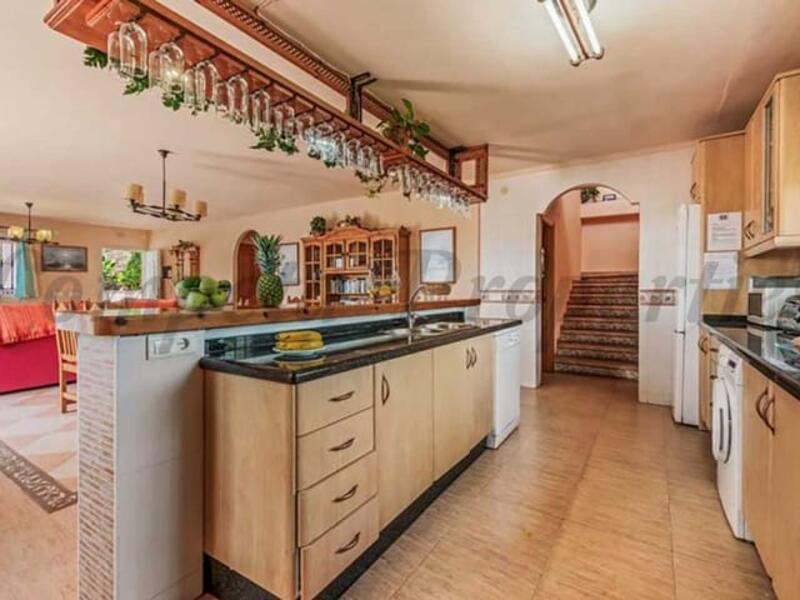 4 slaapkamer Landhuis voor lange termijn huur