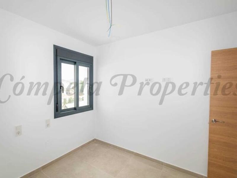2 bedroom Apartment for sale