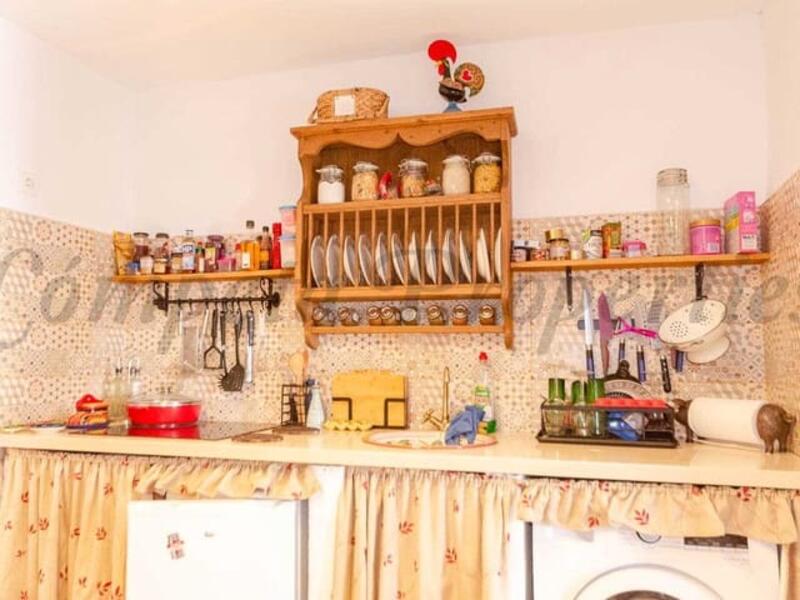 2 спальная комната городская тюрьма продается