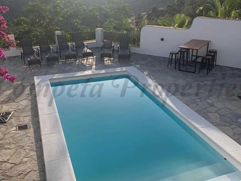 Villa til salg i Archez, Málaga