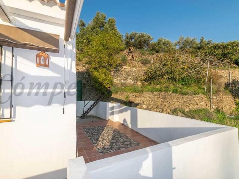 1 bedroom Country House for sale