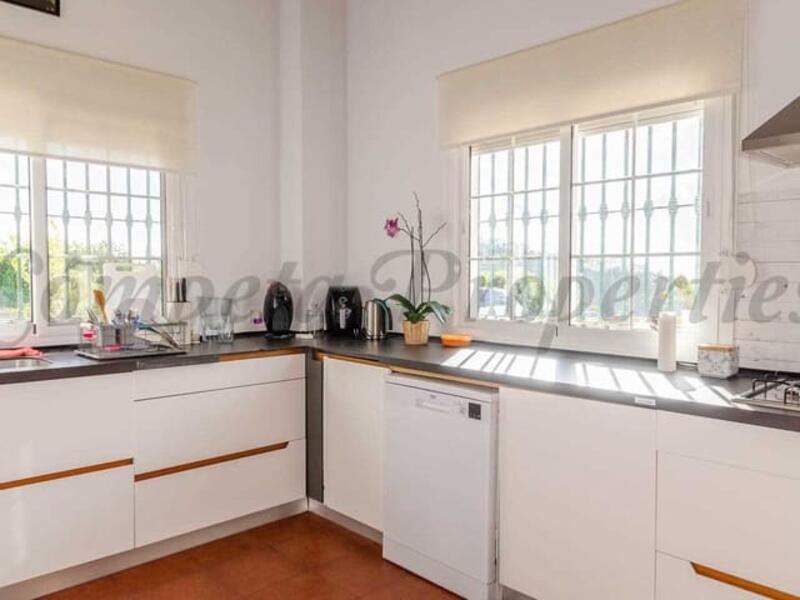 5 slaapkamer Villa Te koop