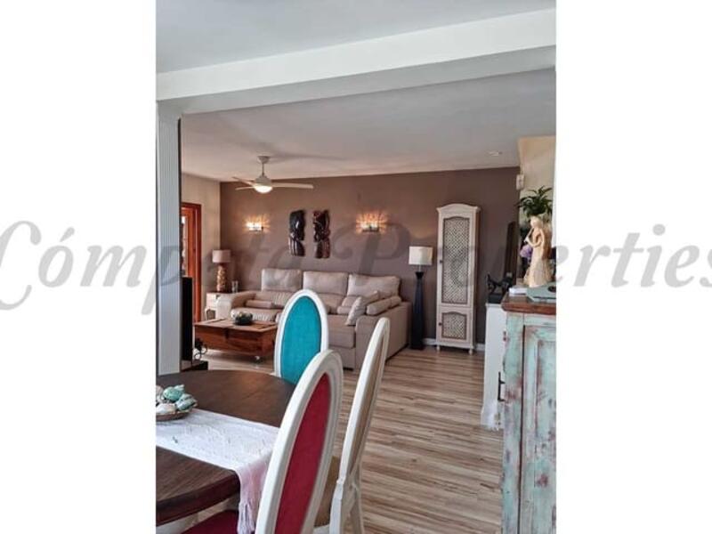 4 Schlafzimmer Stadthaus zu verkaufen