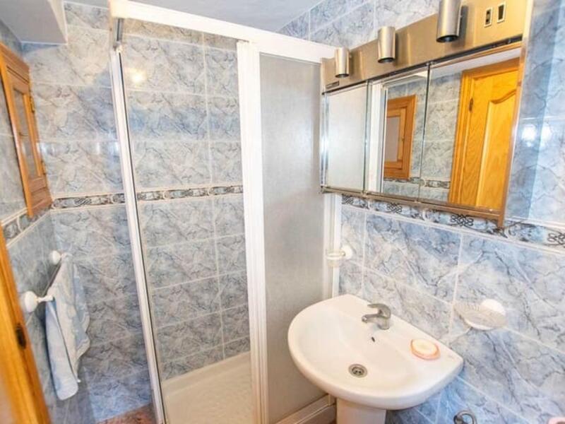 4 Schlafzimmer Stadthaus zu verkaufen