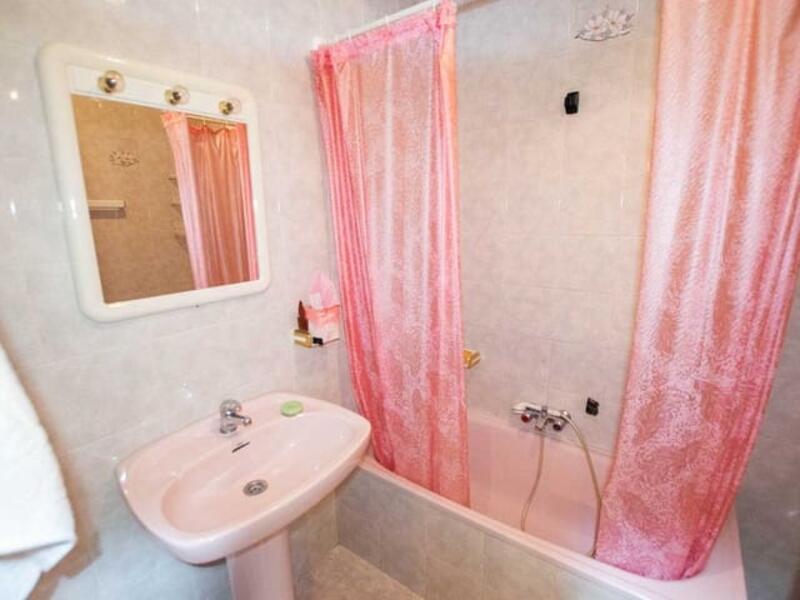 4 Schlafzimmer Stadthaus zu verkaufen