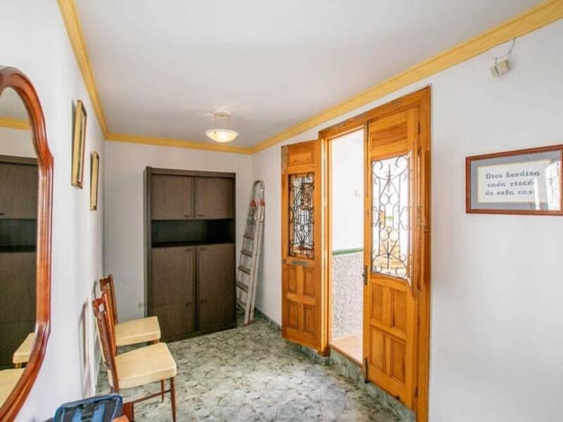 4 Schlafzimmer Stadthaus zu verkaufen