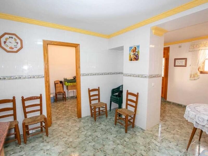 4 Schlafzimmer Stadthaus zu verkaufen