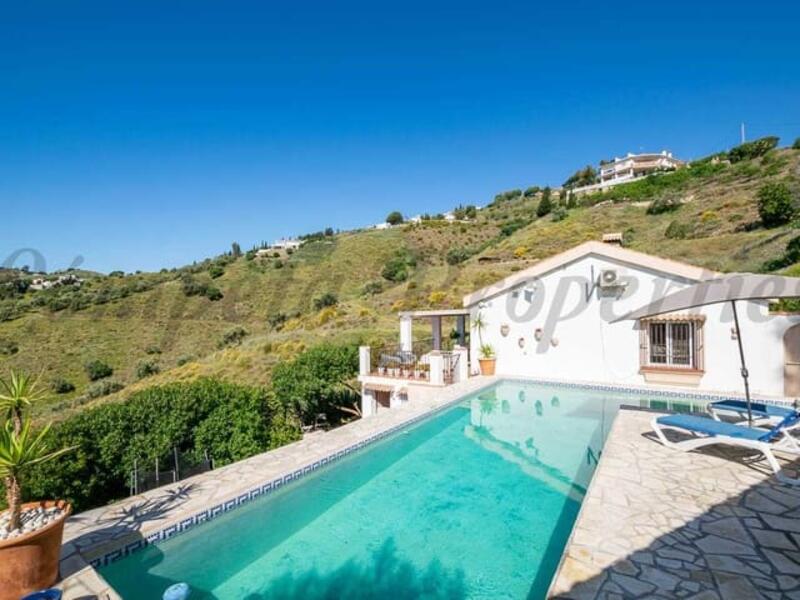 Villa til salg i Competa, Málaga