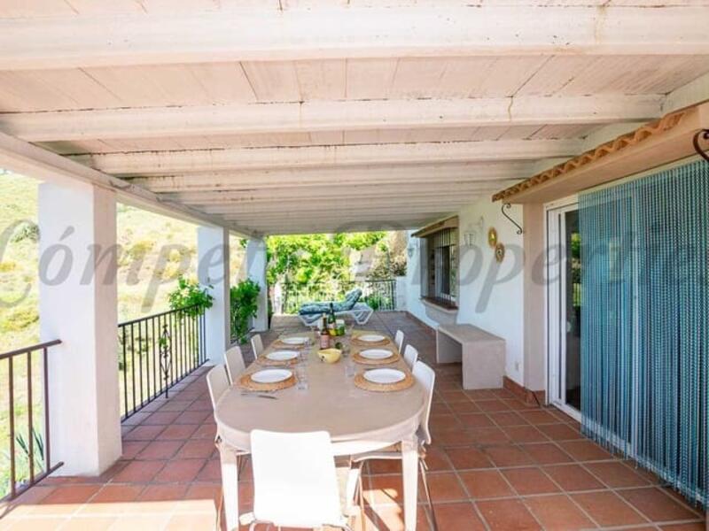 4 Schlafzimmer Villa zu verkaufen