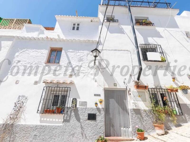 городская тюрьма продается в Competa, Málaga