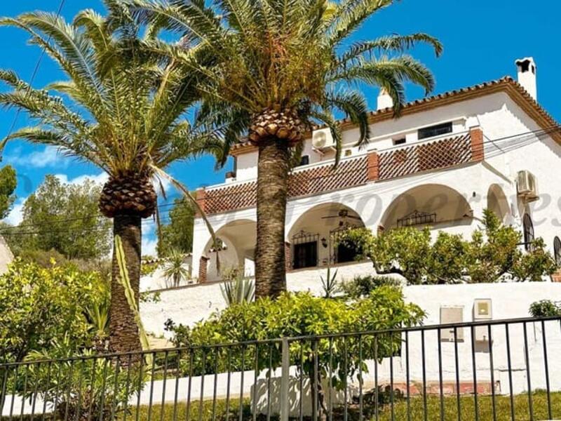 городская тюрьма продается в Nerja, Málaga