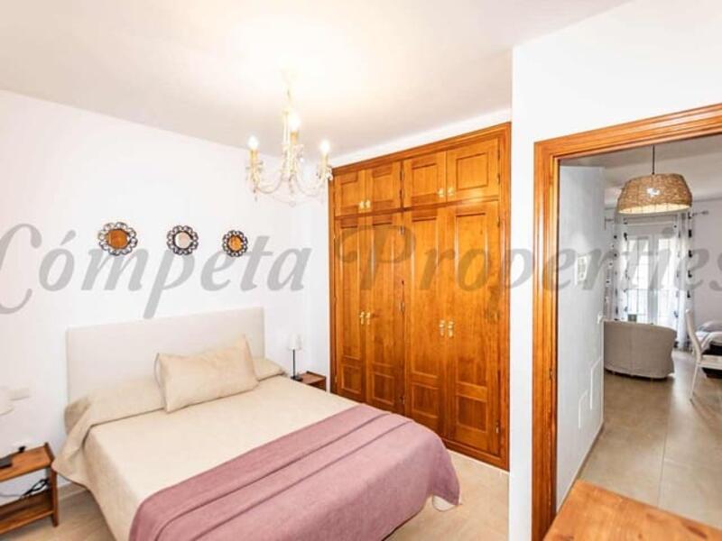 2 slaapkamer Appartement voor lange termijn huur