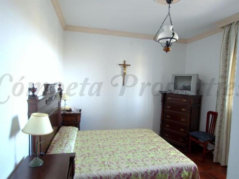 5 bedroom Villa for sale