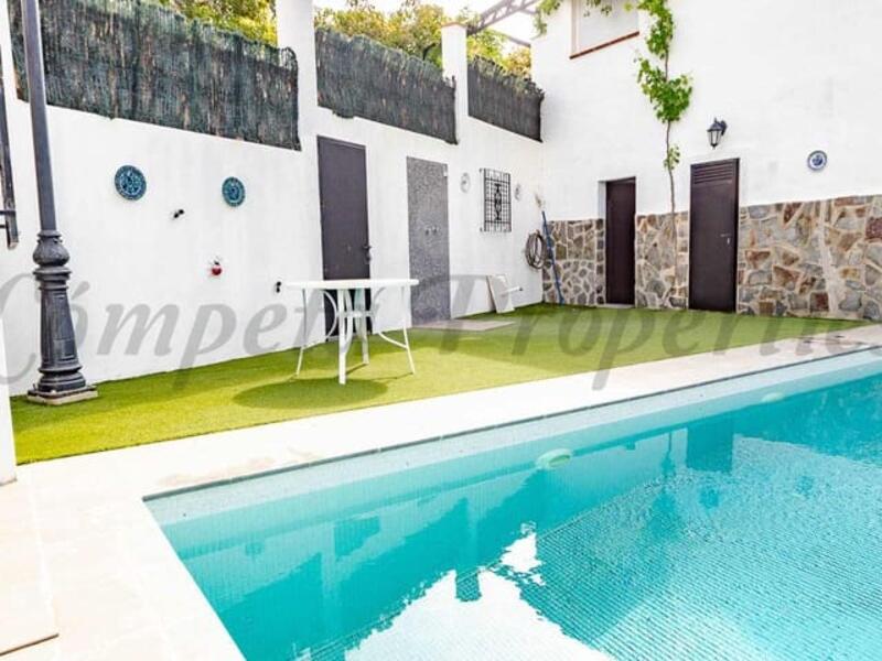2 Cuarto Casa de Campo en venta