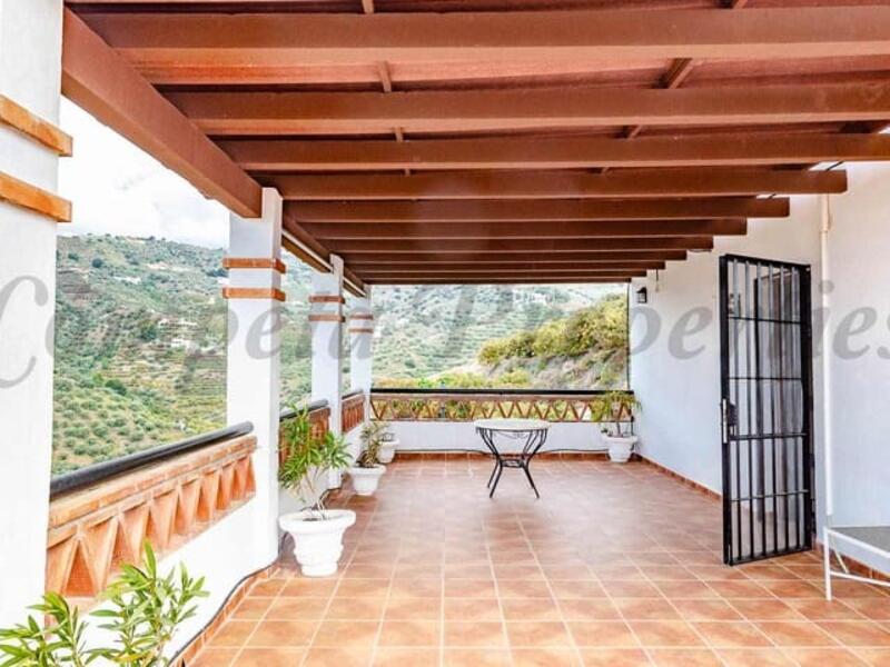 2 Cuarto Casa de Campo en venta