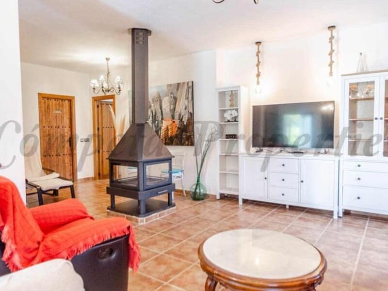 2 Cuarto Casa de Campo en venta