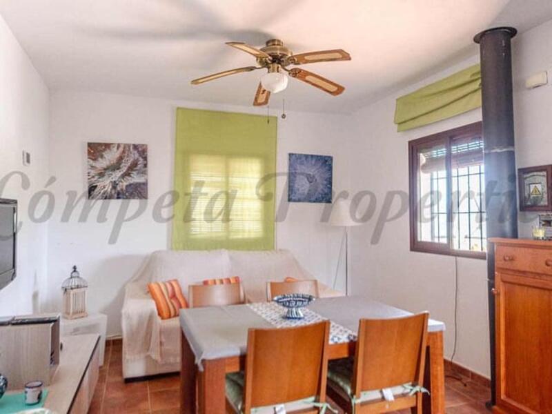 2 Cuarto Casa de Campo en venta