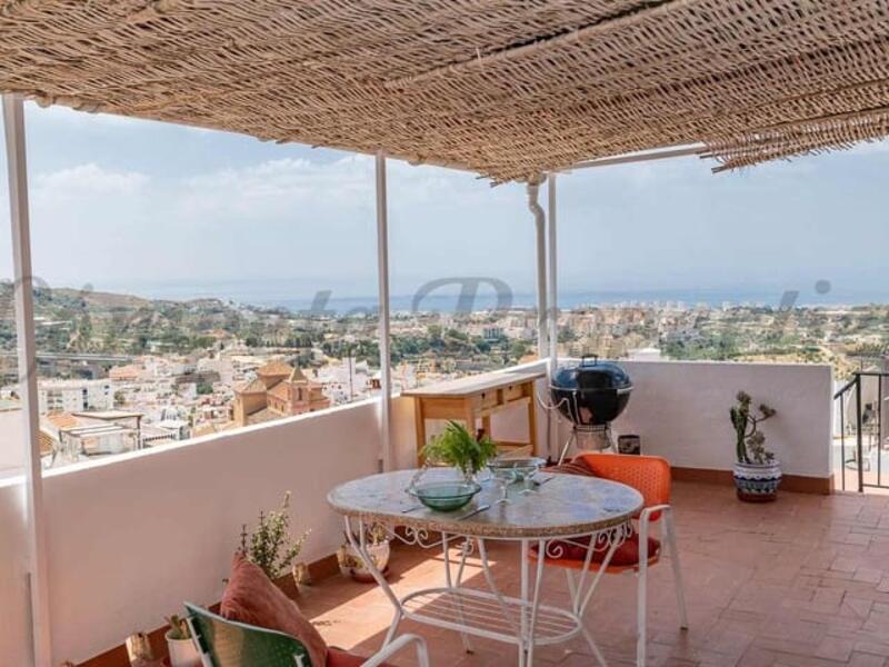 городская тюрьма продается в Torrox, Málaga