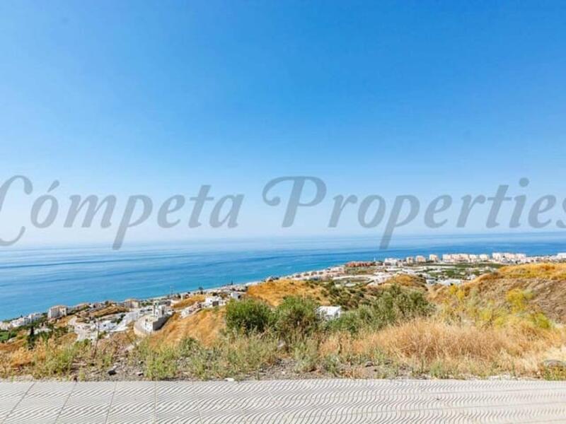 Landa till salu i Torrox, Málaga