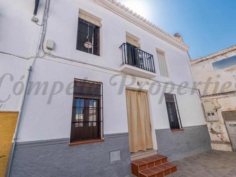Townhouse for sale in Periana, Málaga