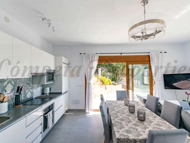 5 bedroom Villa for sale