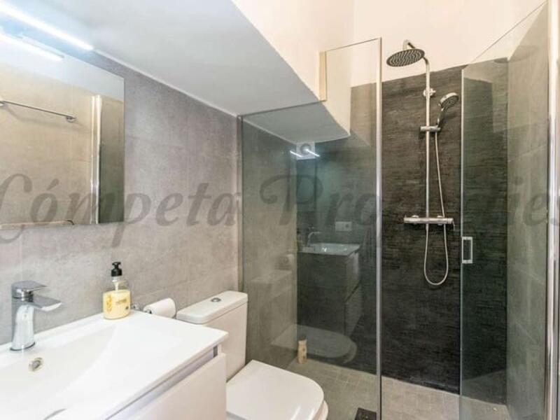 5 bedroom Villa for sale