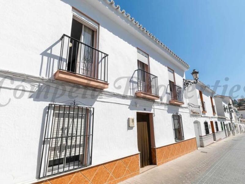 Rekkehus til salgs i Torrox, Málaga