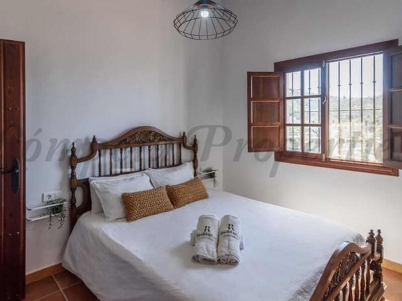 3 Schlafzimmer Landhaus zu verkaufen