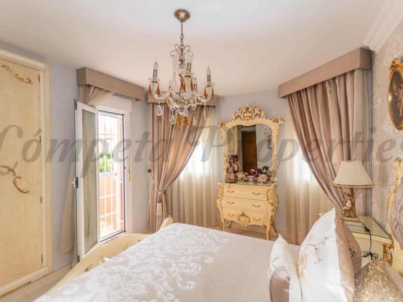 5 Schlafzimmer Stadthaus zu verkaufen