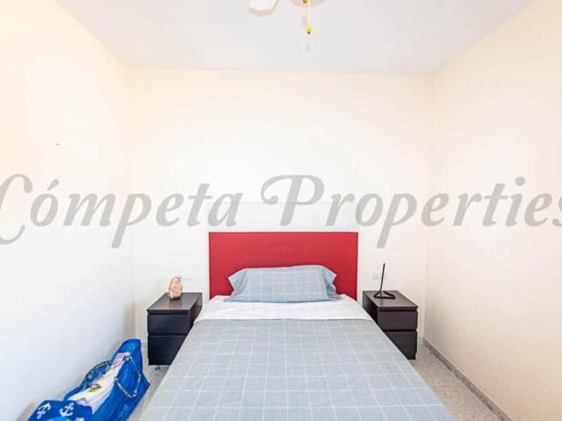 2 bedroom Apartment for Long Term Rent