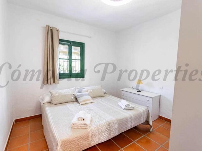 2 bedroom Country House for Long Term Rent