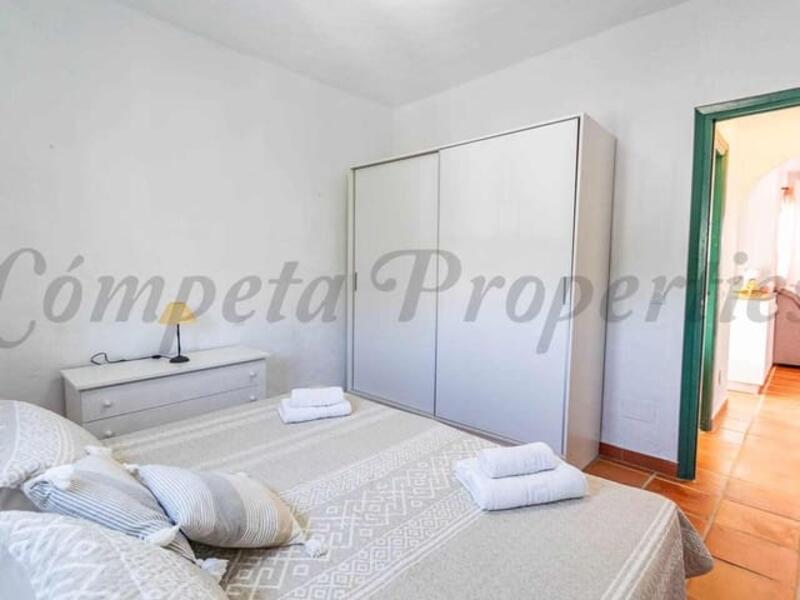 2 bedroom Country House for Long Term Rent