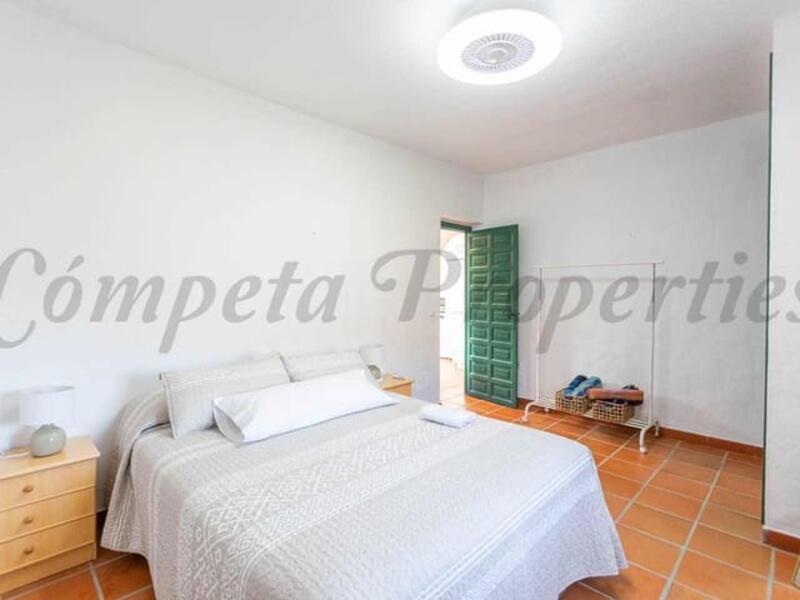 2 bedroom Country House for Long Term Rent