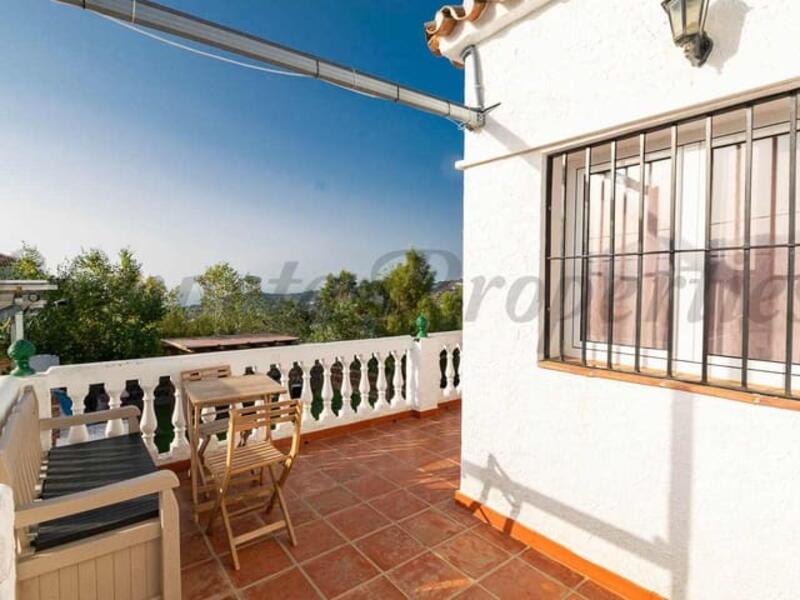 2 bedroom Country House for Long Term Rent