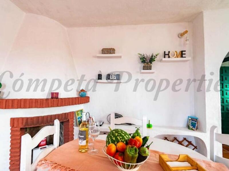 2 bedroom Country House for Long Term Rent