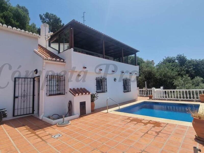 Country House for sale