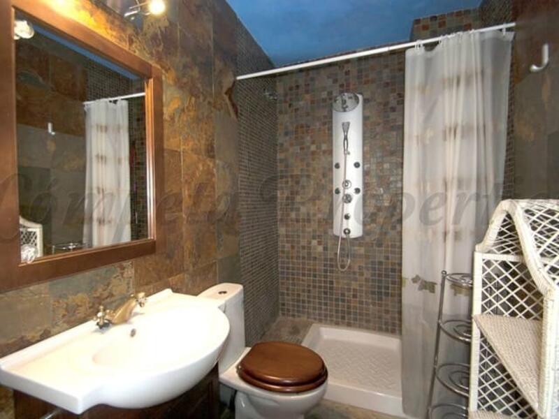 1 chambre Appartement à louer à long terme