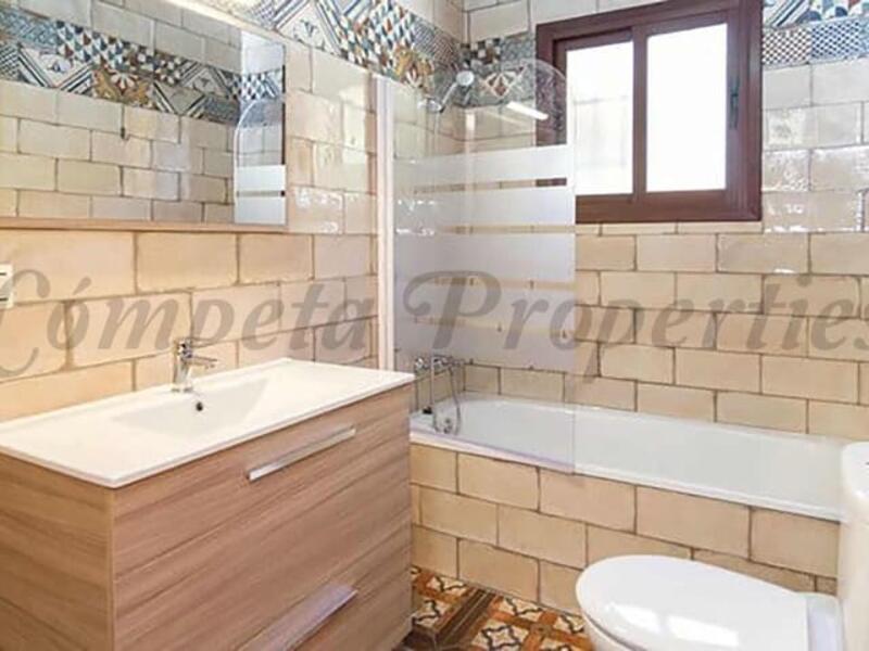 2 bedroom Country House for Long Term Rent