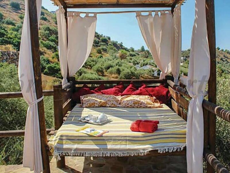 2 bedroom Country House for Long Term Rent