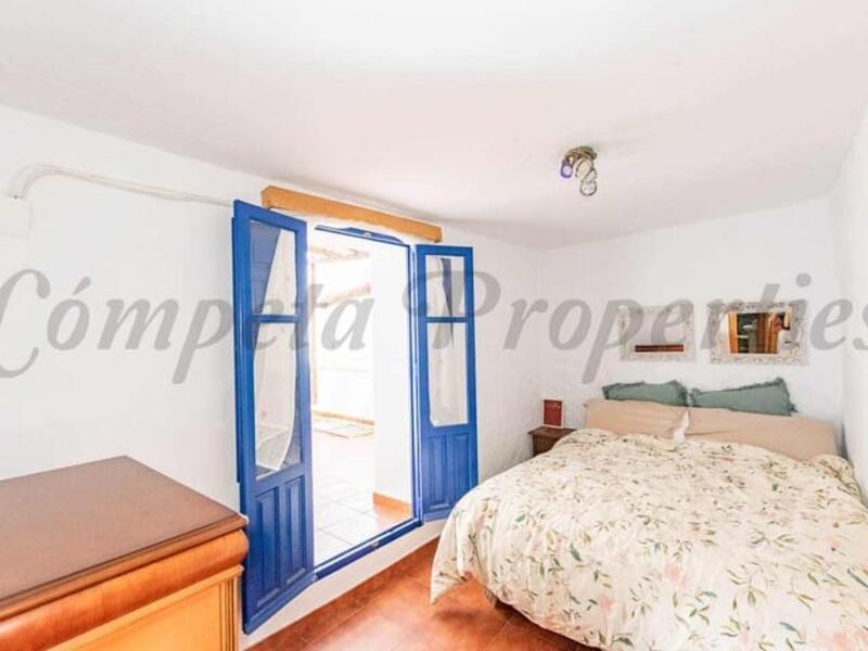 3 bedroom Townhouse for sale