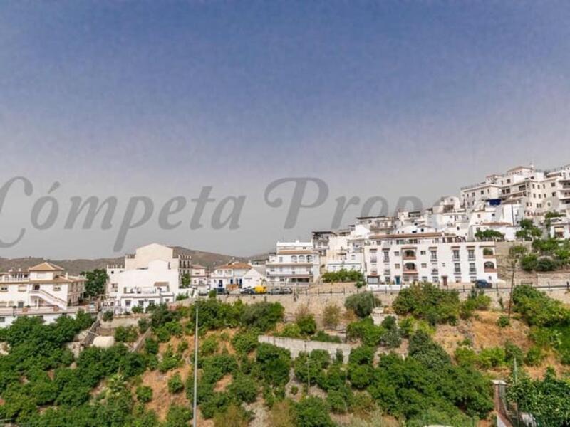 3 bedroom Townhouse for sale