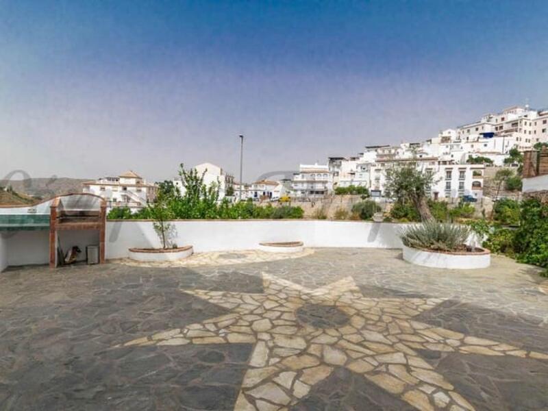 3 bedroom Townhouse for sale
