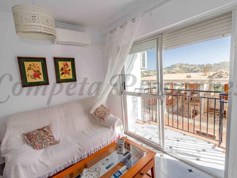3 bedroom Apartment for Long Term Rent